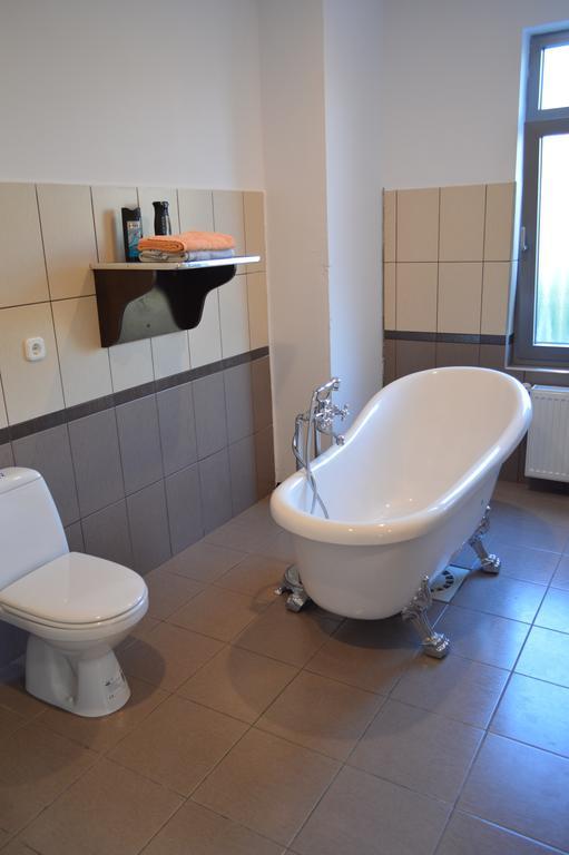 Ferienwohnung Dakar Experience Satu Mare Exterior foto